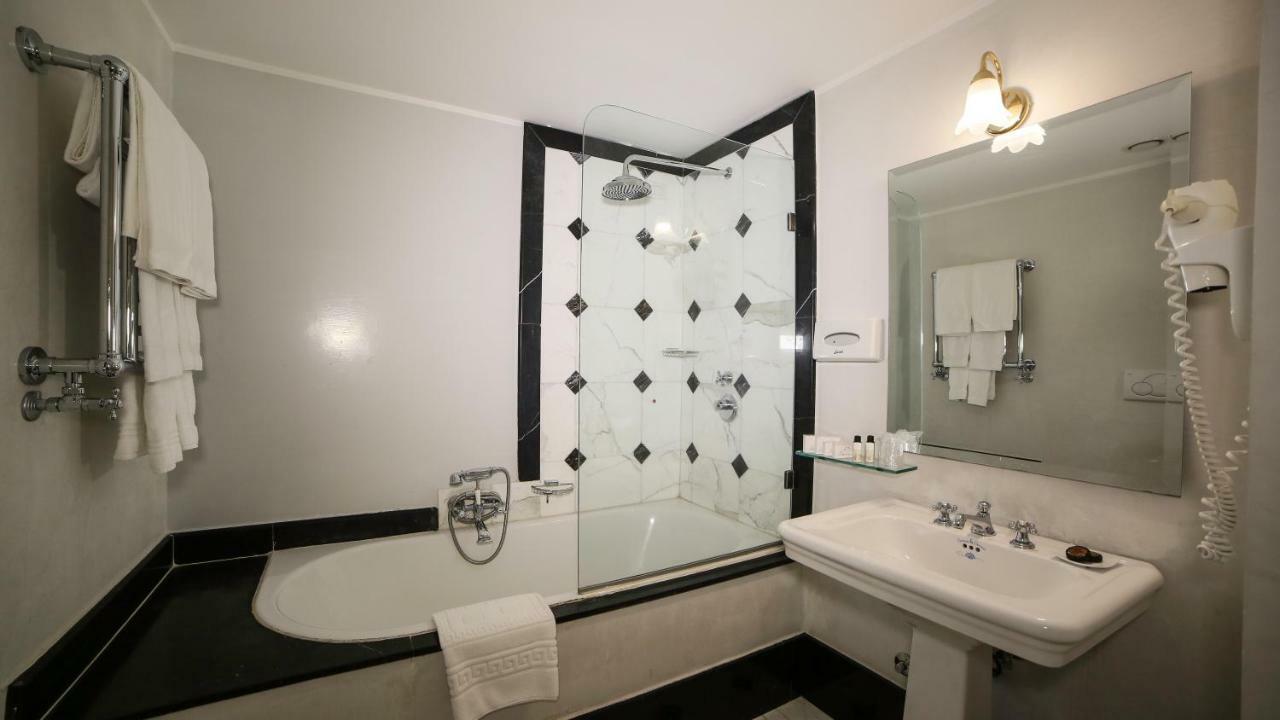 Fraulo Hotel 4*